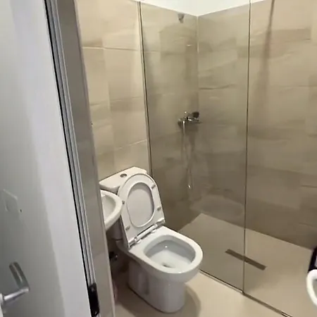 Hotel Besniku Shëngjin