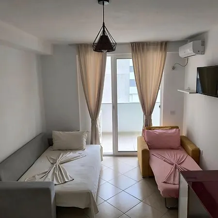 Hotel Besniku * Shëngjin